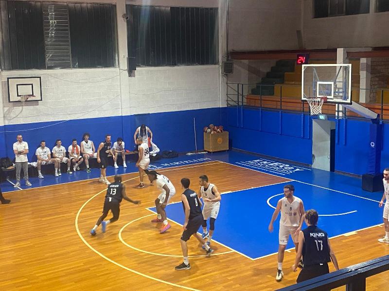 https://www.basketmarche.it/immagini_articoli/01-02-2025/soddisfazione-casa-unione-basket-2010-vittoria-derby-600.jpg