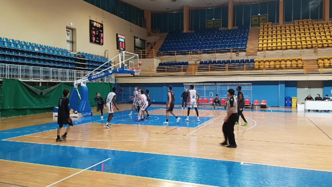 https://www.basketmarche.it/immagini_articoli/01-02-2025/unibasket-lanciano-supera-autorit-basket-todi-600.jpg