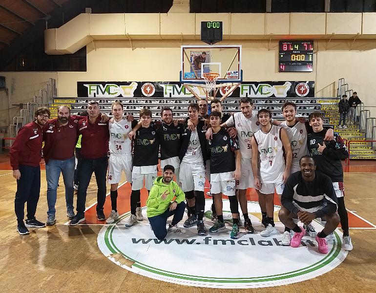 https://www.basketmarche.it/immagini_articoli/02-12-2024/basket-ferentino-derby-pallacanestro-palestrina-600.jpg