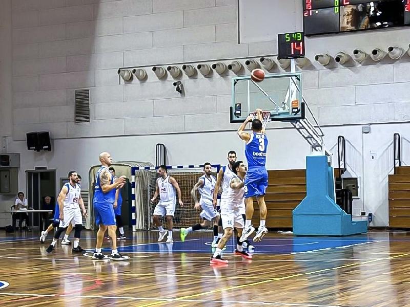 https://www.basketmarche.it/immagini_articoli/02-12-2024/porto-sant-elpidio-basket-marino-vittoria-consecutiva-600.jpg