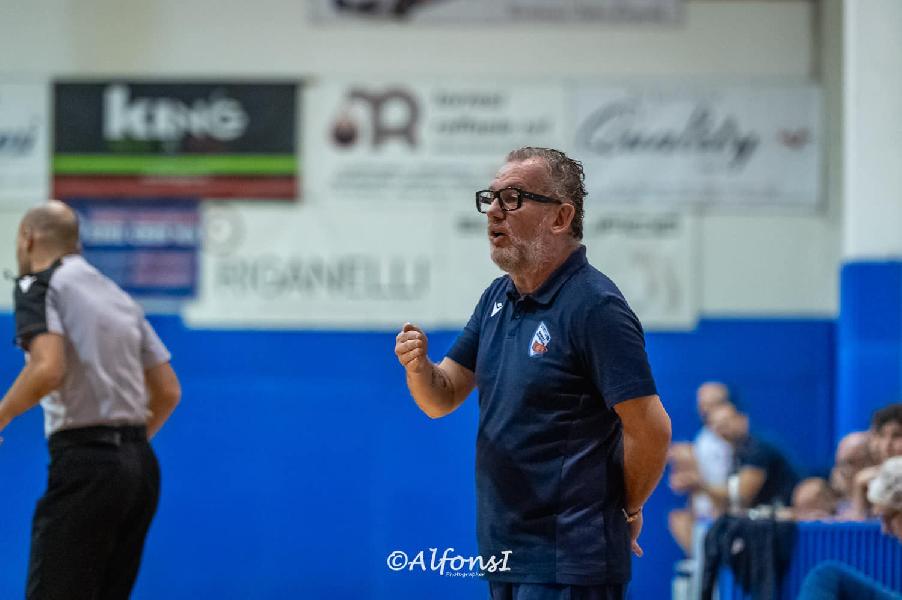 https://www.basketmarche.it/immagini_articoli/04-01-2025/virtus-civitanova-coach-domizioli-siamo-migliori-condizioni-vogliamo-fare-bene-600.jpg