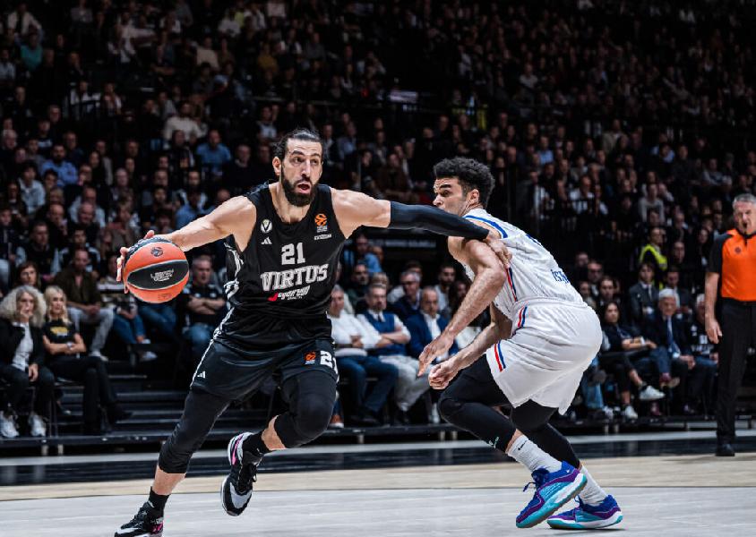 https://www.basketmarche.it/immagini_articoli/04-10-2024/euroleague-esordio-amaro-virtus-bologna-anadolu-efes-espugna-segafredo-arena-600.jpg