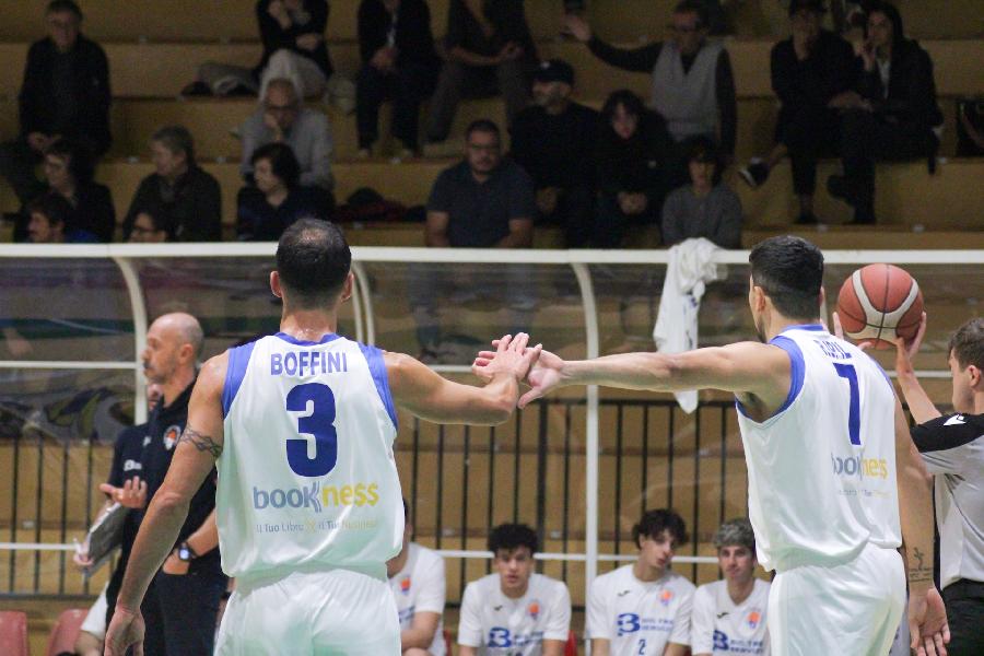 https://www.basketmarche.it/immagini_articoli/04-11-2024/porto-sant-elpidio-basket-travolgente-porta-casa-vittoria-consecutiva-600.jpg