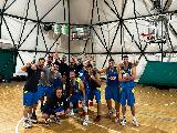 https://www.basketmarche.it/immagini_articoli/05-05-2023/divisione-playoff-unione-basket-marcello-passa-campo-orsal-ancona-vola-finale-120.jpg