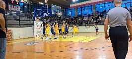 https://www.basketmarche.it/immagini_articoli/05-10-2024/fratta-umbertide-fallisce-esordio-batte-basket-passignano-120.jpg