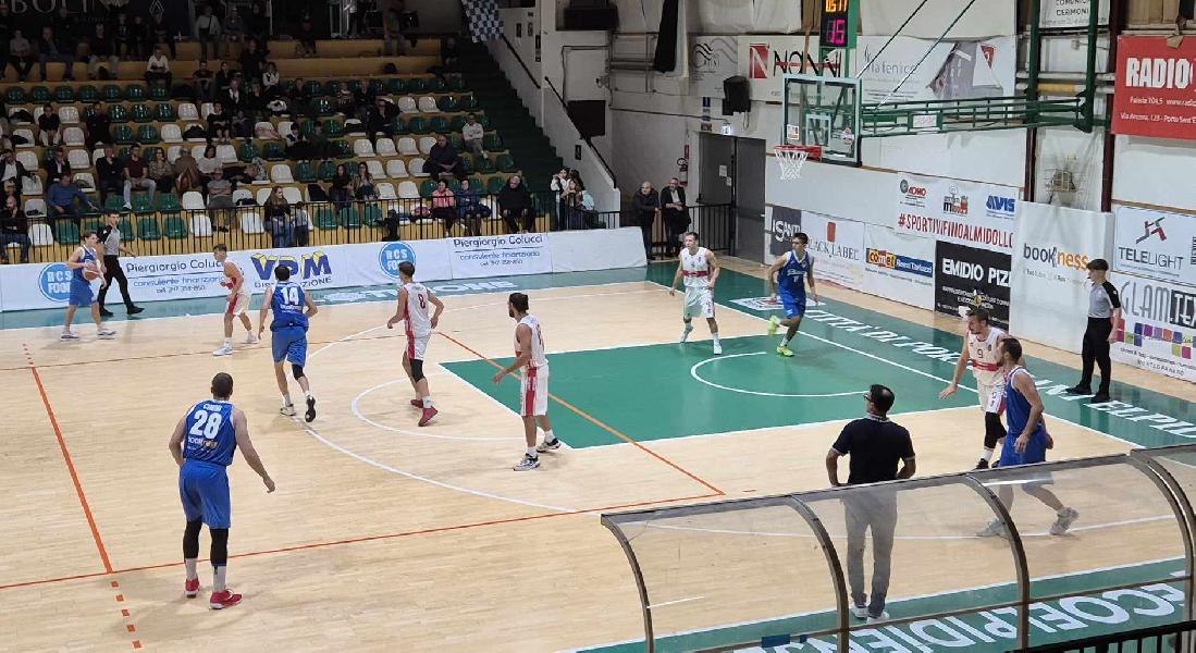 https://www.basketmarche.it/immagini_articoli/06-10-2024/pallacanestro-urbania-passa-campo-porto-sant-elpidio-basket-600.jpg