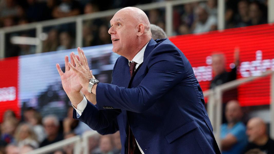 https://www.basketmarche.it/immagini_articoli/06-10-2024/reyer-venezia-coach-spahija-molto-difficile-giocare-questa-rotazione-600.jpg