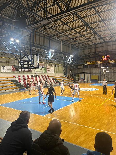 https://www.basketmarche.it/immagini_articoli/06-12-2024/vigor-matelica-ritrova-vittoria-ascoli-basket-600.jpg