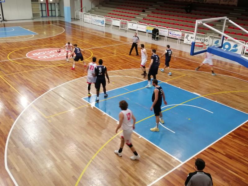 https://www.basketmarche.it/immagini_articoli/07-02-2025/supplementare-premia-basket-fermo-campo-amatori-severino-600.jpg