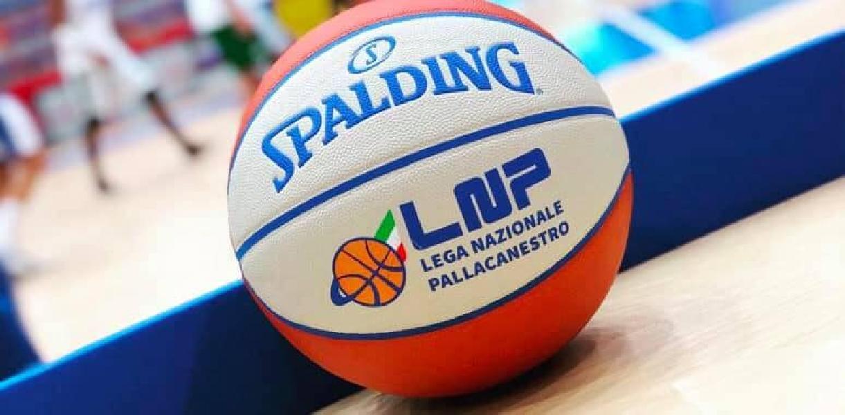 https://www.basketmarche.it/immagini_articoli/07-02-2025/valtur-brindisi-fortitudo-bologna-diretta-raisport-coach-bucchi-abbiamo-avuto-tantissimi-problemi-adesso-stiamo-meglio-vede-campo-600.jpg