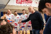 https://www.basketmarche.it/immagini_articoli/08-01-2025/attila-porto-recanati-coach-coen-bene-vittoria-partita-soddisfatto-nulla-120.jpg