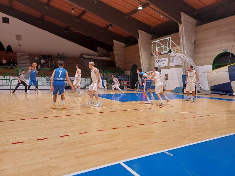 https://www.basketmarche.it/immagini_articoli/08-02-2025/pallacanestro-pedaso-domina-macerata-capolista-solitaria-600.jpg