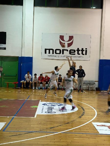 https://www.basketmarche.it/immagini_articoli/08-02-2025/sporting-pselpidio-mani-vuote-trasferta-campo-picchio-civitanova-600.jpg