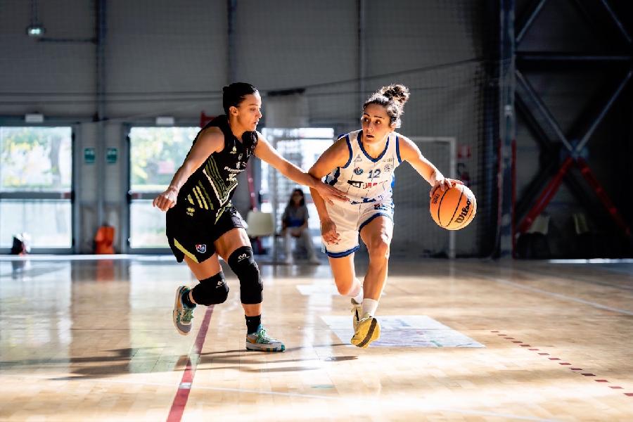 https://www.basketmarche.it/immagini_articoli/08-11-2024/derby-thunder-matelica-basket-girls-ancona-600.jpg