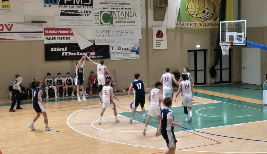 https://www.basketmarche.it/immagini_articoli/08-12-2024/pallacanestro-urbania-supera-volata-real-basket-club-pesaro-600.jpg