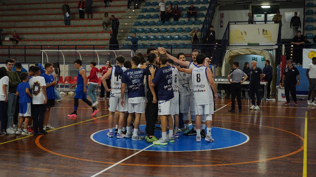 https://www.basketmarche.it/immagini_articoli/09-01-2025/foligno-basket-riparte-anticipo-fortitudo-isernia-600.jpg