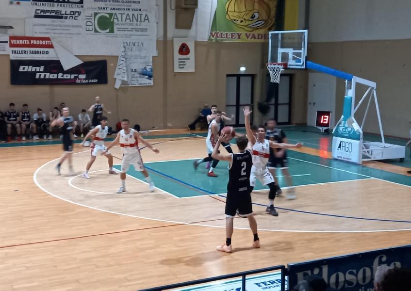 https://www.basketmarche.it/immagini_articoli/09-02-2025/pallacanestro-urbania-risale-supera-giovane-robur-osimo-600.jpg