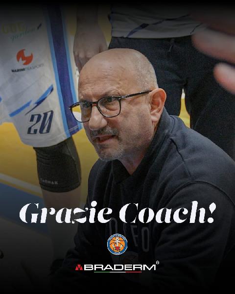 https://www.basketmarche.it/immagini_articoli/09-12-2024/ufficiale-roseto-basket-2020-esonera-coach-renato-castorina-600.jpg