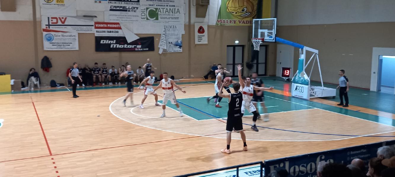 https://www.basketmarche.it/immagini_articoli/10-02-2025/pallacanestro-urbania-vince-rimonta-robur-osimo-600.jpg