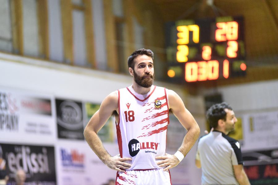 https://www.basketmarche.it/immagini_articoli/11-01-2025/vigor-matelica-argentino-tomas-zanzottera-recupero-match-loreto-pesaro-600.jpg