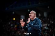 https://www.basketmarche.it/immagini_articoli/12-01-2025/trapani-shark-coach-repesa-abbiamo-vinto-partita-difesa-ripresa-posto-risultato-eccezionale-120.jpg