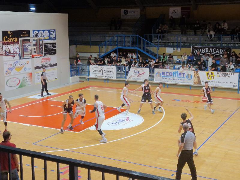 https://www.basketmarche.it/immagini_articoli/12-10-2024/convincente-vittoria-nestor-marsciano-uisp-palazzetto-perugia-600.jpg