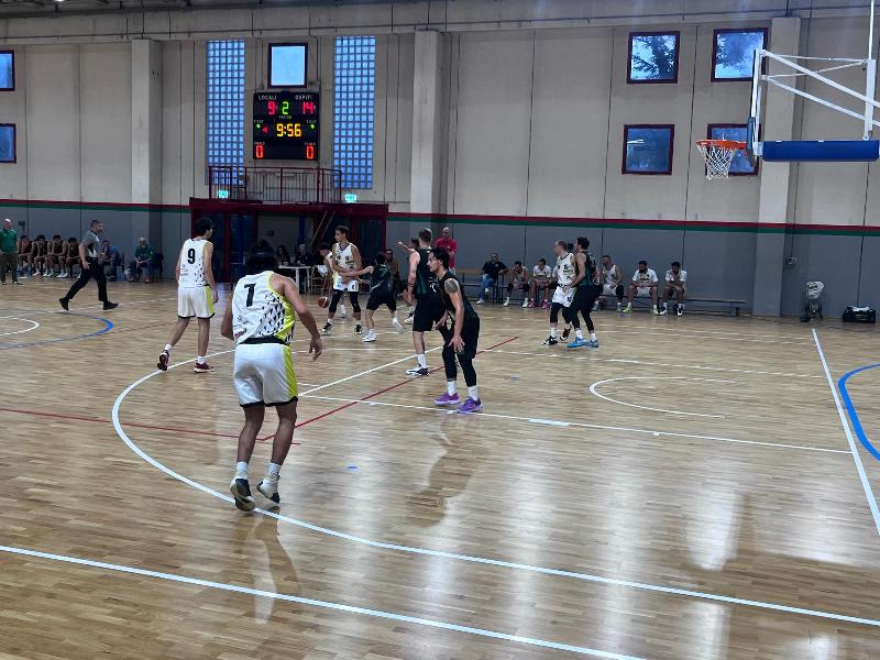 https://www.basketmarche.it/immagini_articoli/13-10-2024/basket-terni-vince-nettamente-derby-interamna-600.jpg