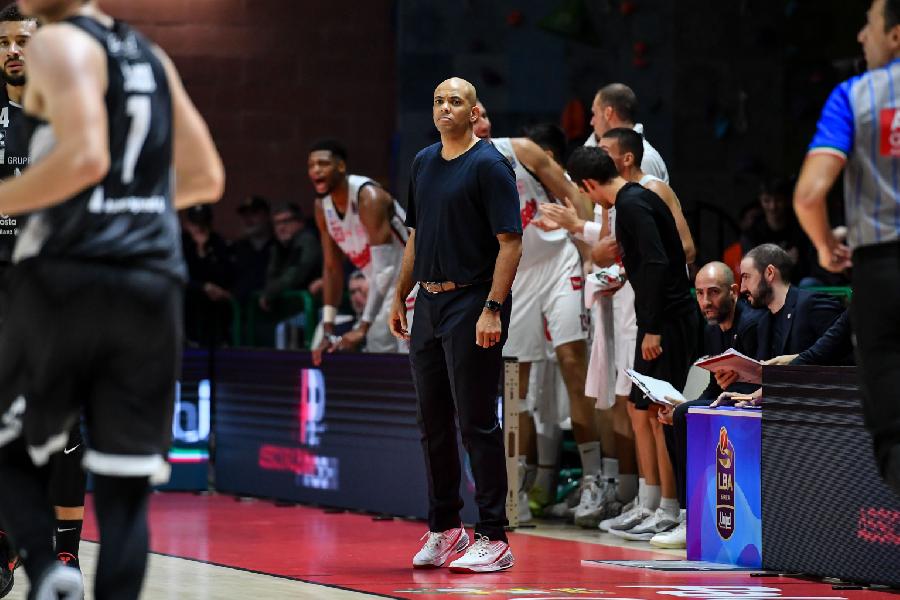 https://www.basketmarche.it/immagini_articoli/13-10-2024/pallacanestro-trieste-coach-christian-sono-entusiasta-squadra-siamo-molto-orgogliosi-difendiamo-600.jpg