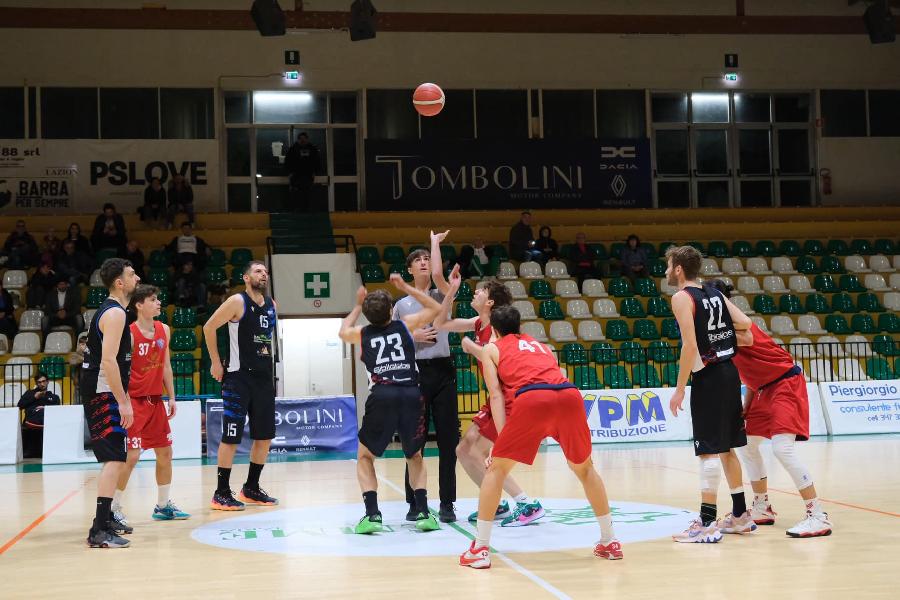 https://www.basketmarche.it/immagini_articoli/13-12-2024/88ers-civitanova-passano-campo-sporting-porto-sant-elpidio-600.jpg