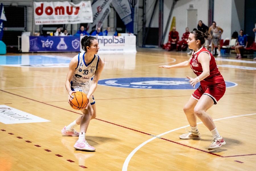 https://www.basketmarche.it/immagini_articoli/14-02-2025/thunder-matelica-cerca-colpo-derby-campo-basket-girls-ancona-600.jpg