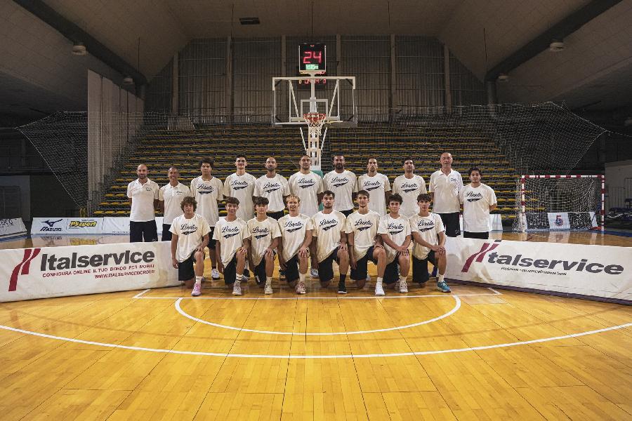 https://www.basketmarche.it/immagini_articoli/14-09-2024/basket-ravenna-aggiudica-amichevole-loreto-pesaro-600.jpg