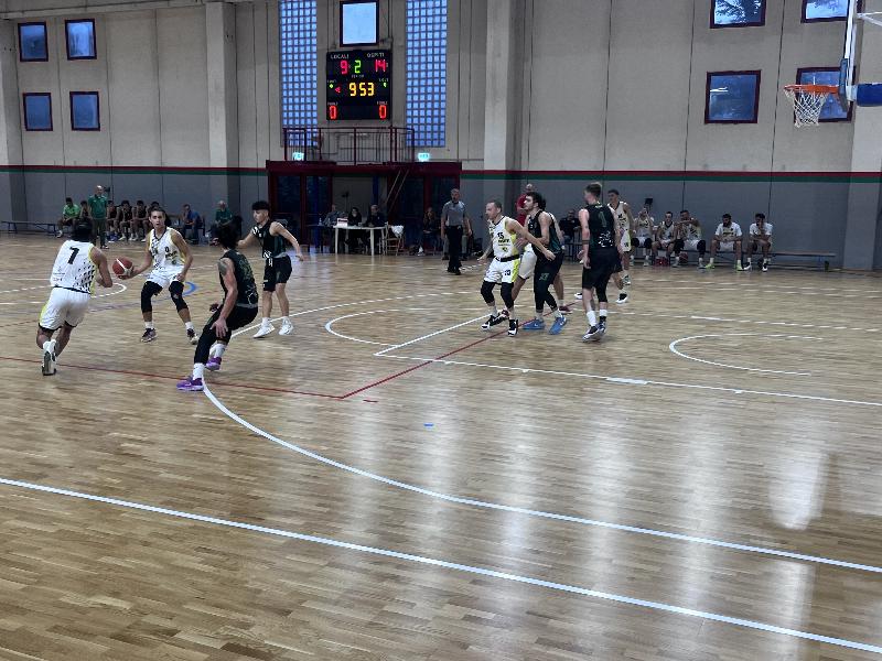 https://www.basketmarche.it/immagini_articoli/14-10-2024/basket-terni-trionfa-derby-coach-salvati-bene-fase-difensiva-siamo-stati-aggressivi-600.jpg