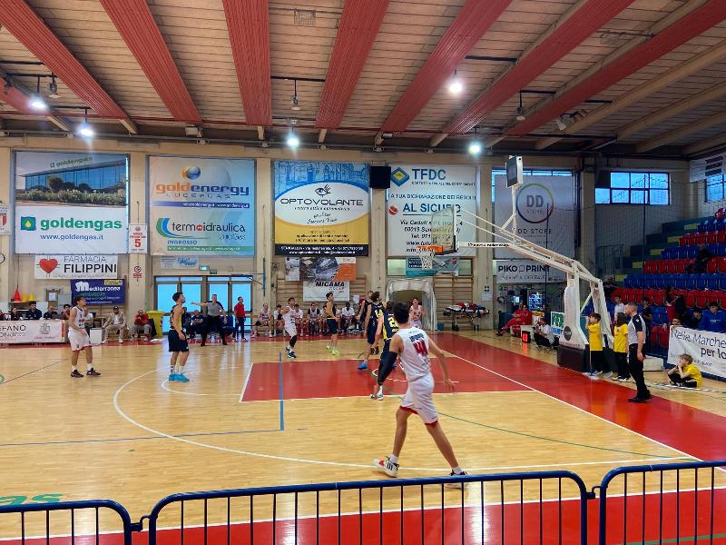 https://www.basketmarche.it/immagini_articoli/14-10-2024/pallacanestro-recanati-incassa-prima-sconfitta-stagionale-600.jpg