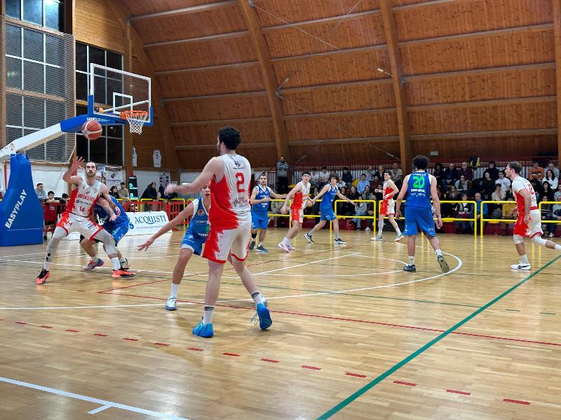 https://www.basketmarche.it/immagini_articoli/15-02-2025/baskrs-forlimpopoli-domano-finale-wispone-taurus-jesi-restano-imbattuti-600.jpg