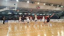 https://www.basketmarche.it/immagini_articoli/15-02-2025/loreto-pesaro-prende-punti-esperia-cagliari-120.jpg