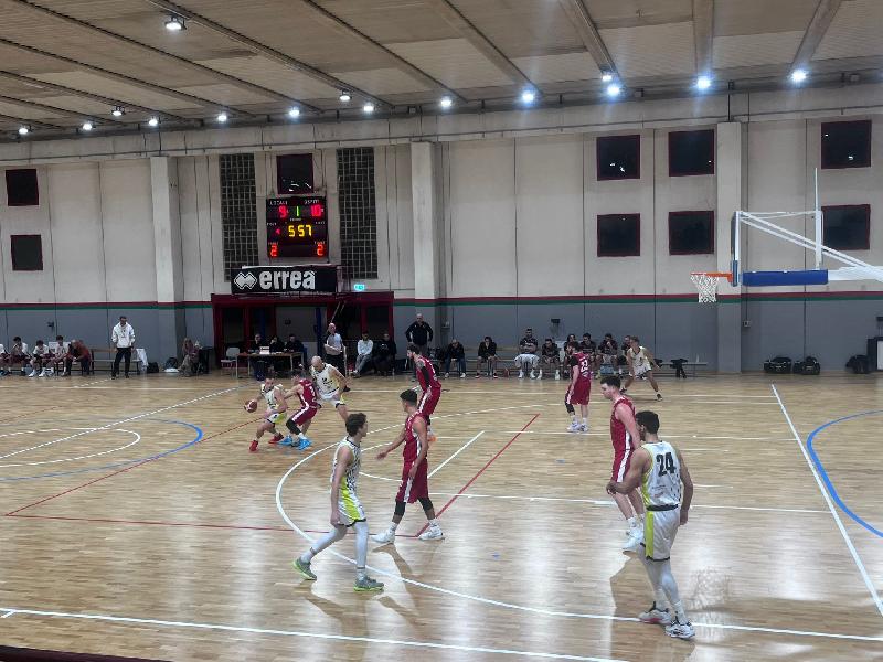 https://www.basketmarche.it/immagini_articoli/15-12-2024/basket-terni-supera-autorit-nestor-marsciano-600.jpg