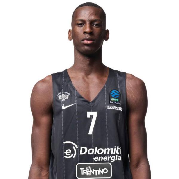 https://www.basketmarche.it/immagini_articoli/16-02-2025/frecciarossa-final-eight-2025-saliou-niang-best-fastweb-600.jpg