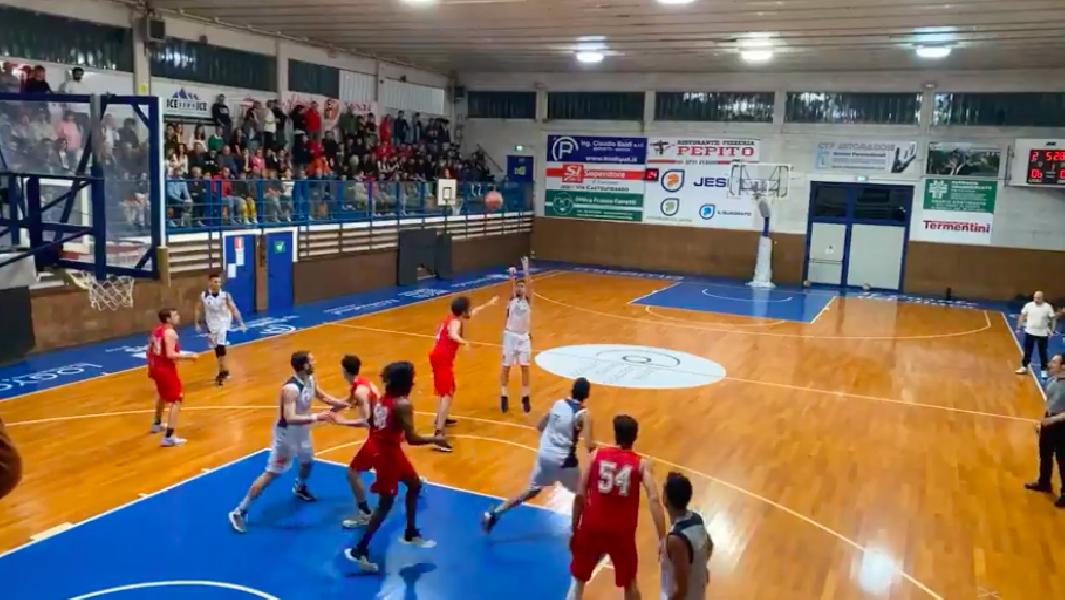 https://www.basketmarche.it/immagini_articoli/16-05-2023/playoff-aesis-jesi-aggiudica-bella-adriatico-ancona-finale-600.jpg