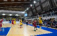 https://www.basketmarche.it/immagini_articoli/16-12-2024/pallacanestro-recanati-rialza-subito-correre-120.jpg