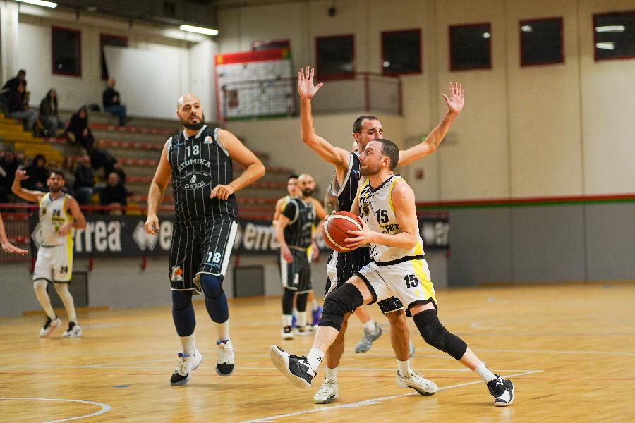 https://www.basketmarche.it/immagini_articoli/19-01-2025/basket-terni-meglio-atomika-spoleto-continua-correre-600.jpg