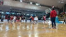 https://www.basketmarche.it/immagini_articoli/19-11-2024/pall-senigallia-coach-petitto-dobbiamo-rimanere-uniti-pensare-gara-volta-120.jpg