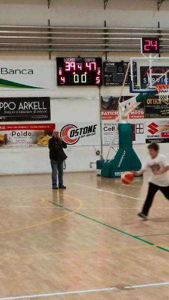 https://www.basketmarche.it/immagini_articoli/20-10-2024/basket-2000-senigallia-firma-colpo-campo-pallacanestro-femminile-siena-600.jpg