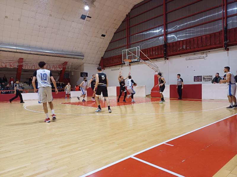 https://www.basketmarche.it/immagini_articoli/20-12-2024/supplementare-sorride-macerata-ascoli-basket-600.jpg