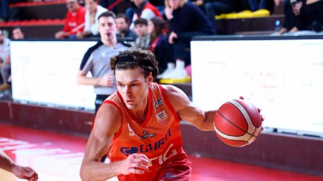 https://www.basketmarche.it/immagini_articoli/21-07-2024/rumors-pallacanestro-roseto-inserisce-corsa-lukas-aukstikalnis-600.jpg