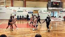 https://www.basketmarche.it/immagini_articoli/22-02-2025/tolentino-supera-nettamente-basket-fermo-grande-prova-difensiva-120.jpg