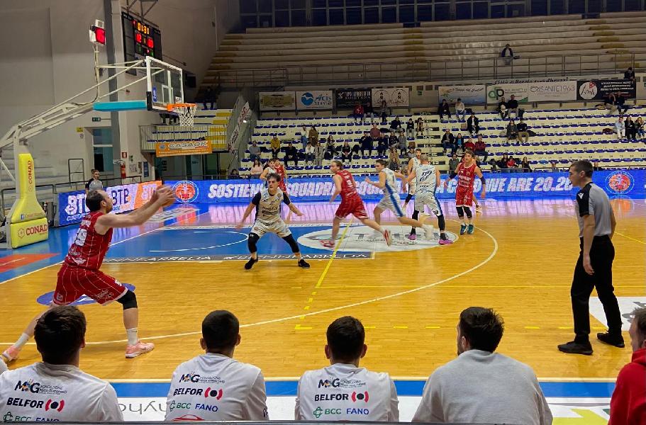 https://www.basketmarche.it/immagini_articoli/23-11-2024/pallacanestro-senigallia-ritrova-vittoria-dopo-supplementare-campo-roseto-basket-2020-600.jpg