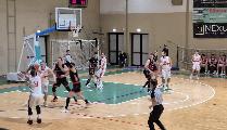 https://www.basketmarche.it/immagini_articoli/23-12-2024/baskrs-forlimpopoli-passano-finale-campo-pallacanestro-urbania-restano-imbattuti-120.jpg