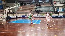 https://www.basketmarche.it/immagini_articoli/24-11-2024/foligno-basket-impone-parquet-casalingo-magic-basket-chieti-120.jpg