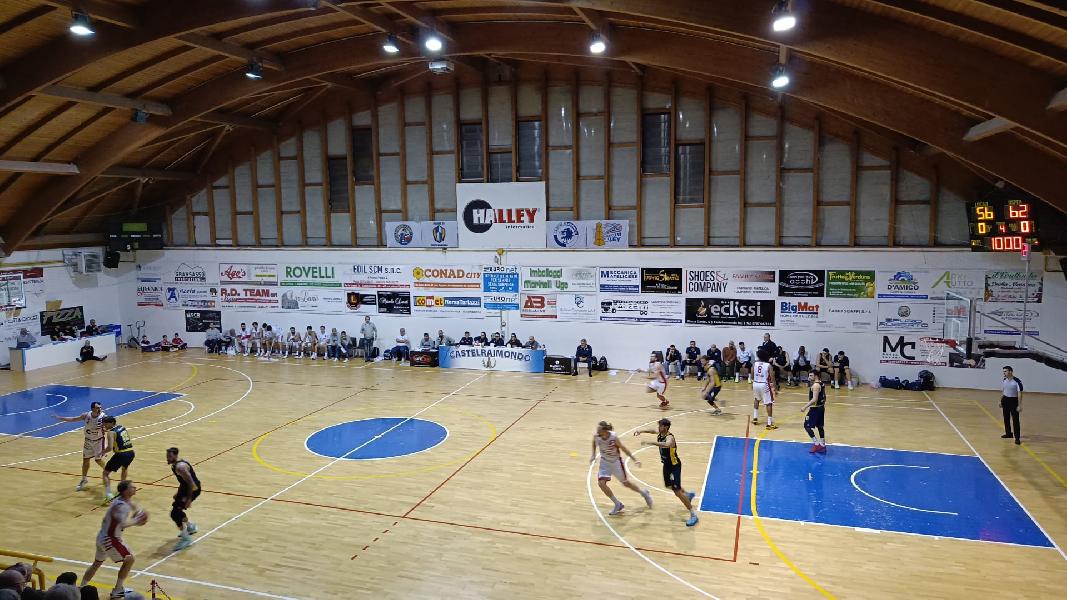 https://www.basketmarche.it/immagini_articoli/24-11-2024/super-dieng-guida-vigor-matelica-vittoria-pallacanestro-recanati-600.jpg