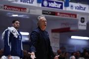 https://www.basketmarche.it/immagini_articoli/25-11-2024/valtur-brindisi-coach-bucchi-vittoria-fiducia-continuit-abbiamo-preso-ritmo-giusto-120.jpg